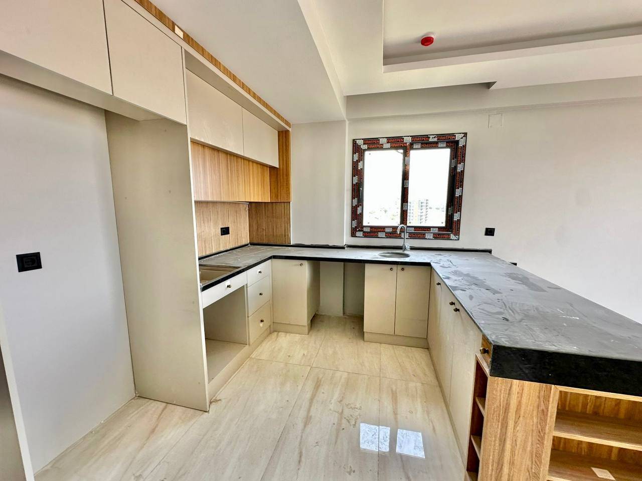 Квартира в Мерсине, Турция, 70 м² - фото 1