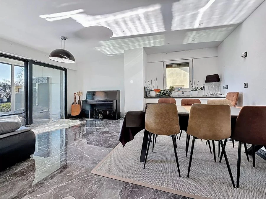 Квартира в Люксембурге, Люксембург, 230 м² - фото 1