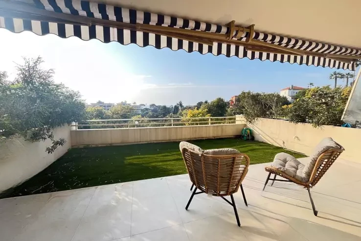 Квартира в Каннах, Франция, 78 м² - фото 1