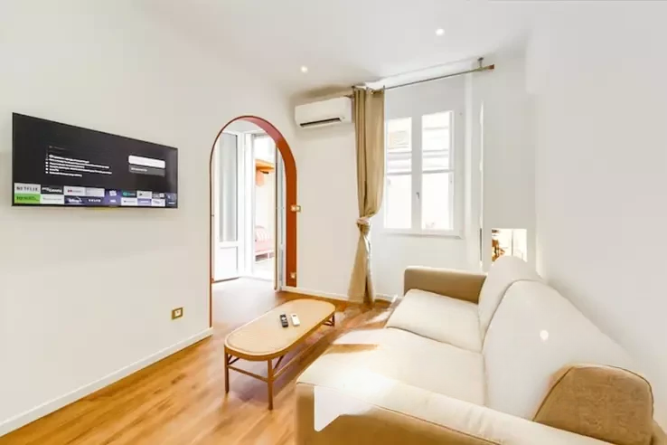 Квартира в Каннах, Франция, 42 м² - фото 1