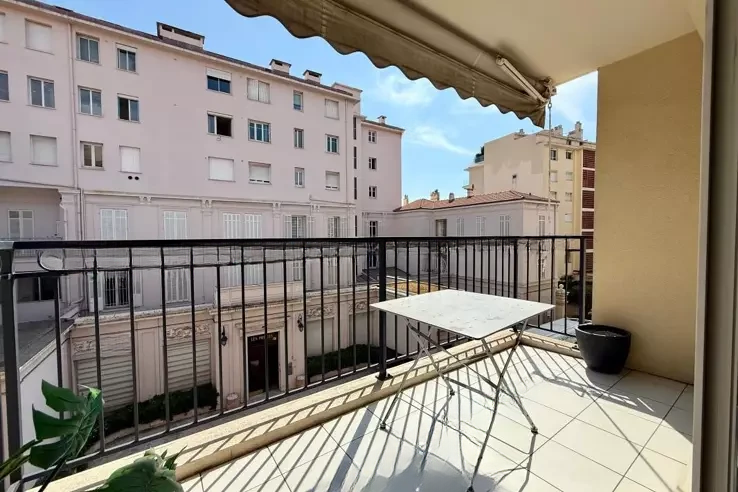 Квартира в Каннах, Франция, 37 м² - фото 1