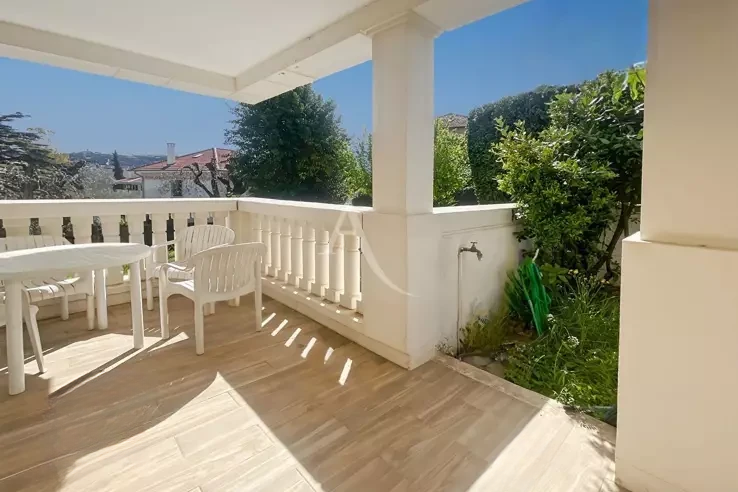 Квартира в Каннах, Франция, 53 м² - фото 1