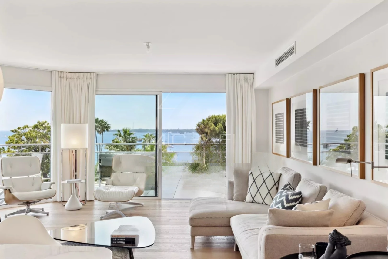 Квартира в Каннах, Франция, 105 м² - фото 1