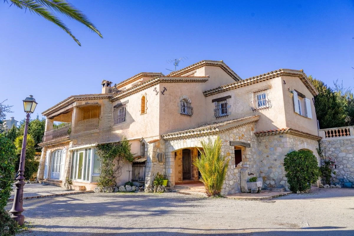 Квартира в Каннах, Франция, 152 м² - фото 2