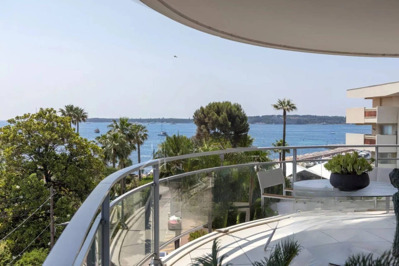 Квартира в Каннах, Франция, 105 м² - фото 2