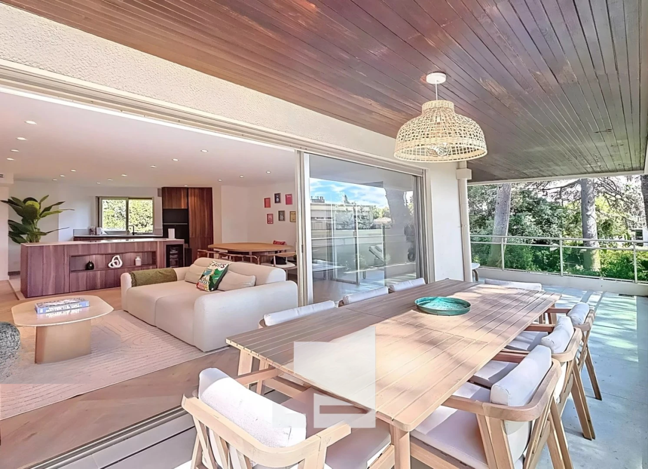 Квартира в Каннах, Франция, 87 м² - фото 2