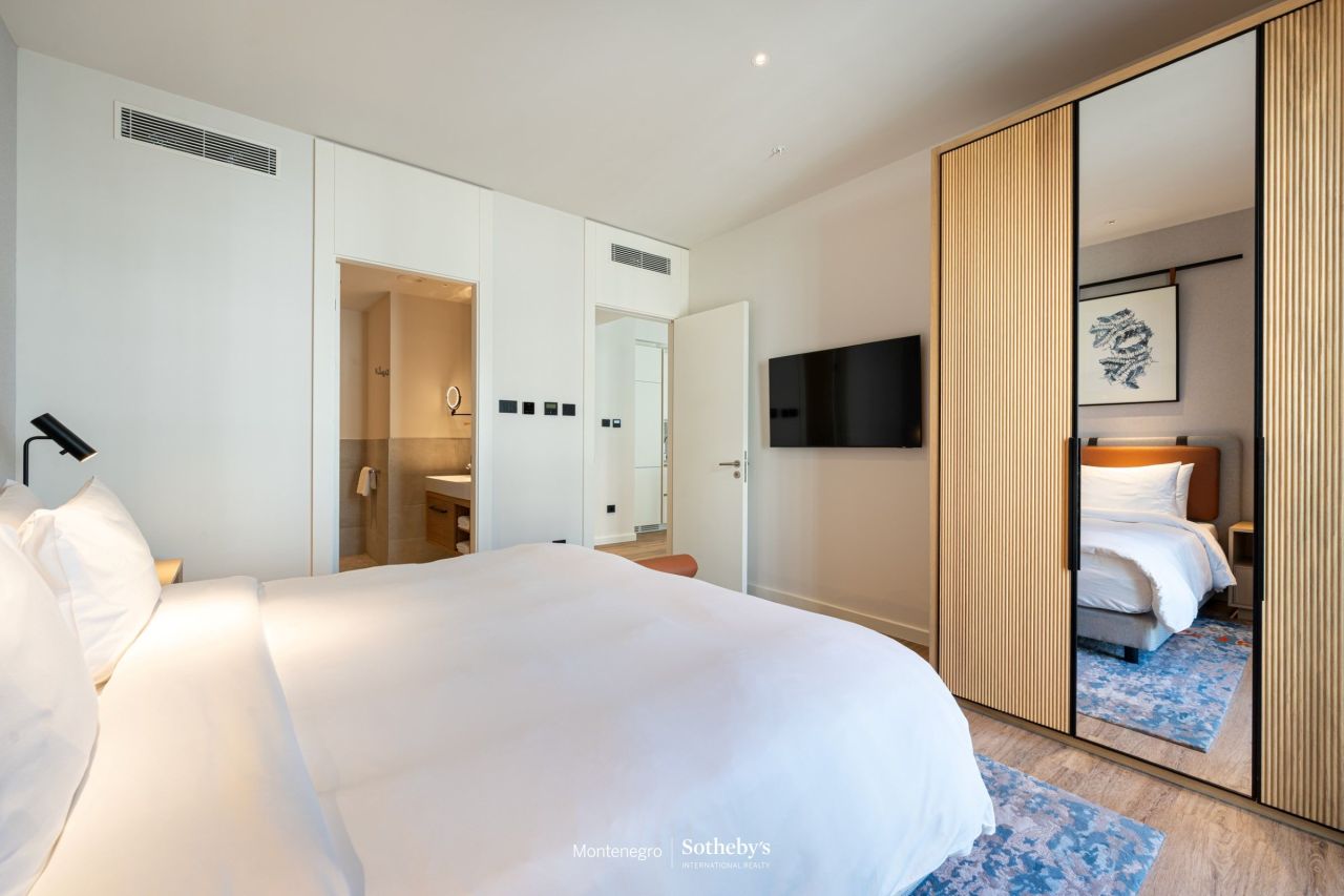 Апартаменты в Тивате, Черногория, 90 м² - фото 12