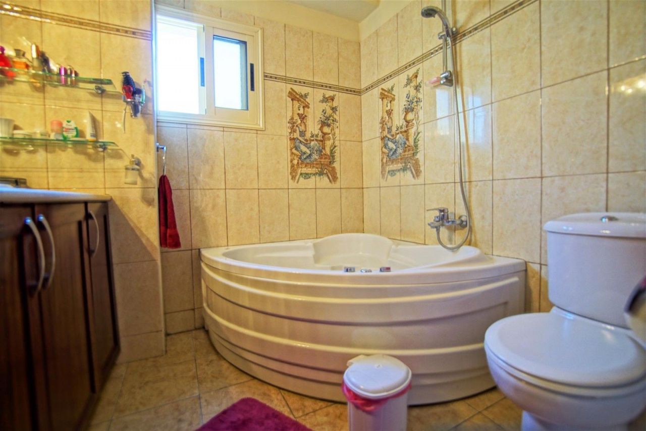 Вилла в Пафосе, Кипр, 197 м² - фото 13