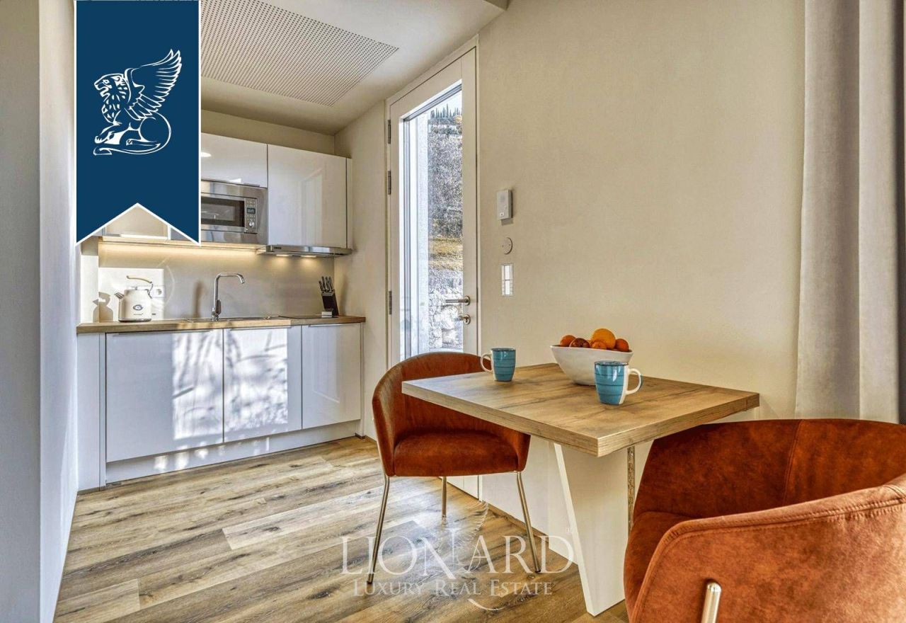 Вилла в Брешии, Италия, 400 м² - фото 11