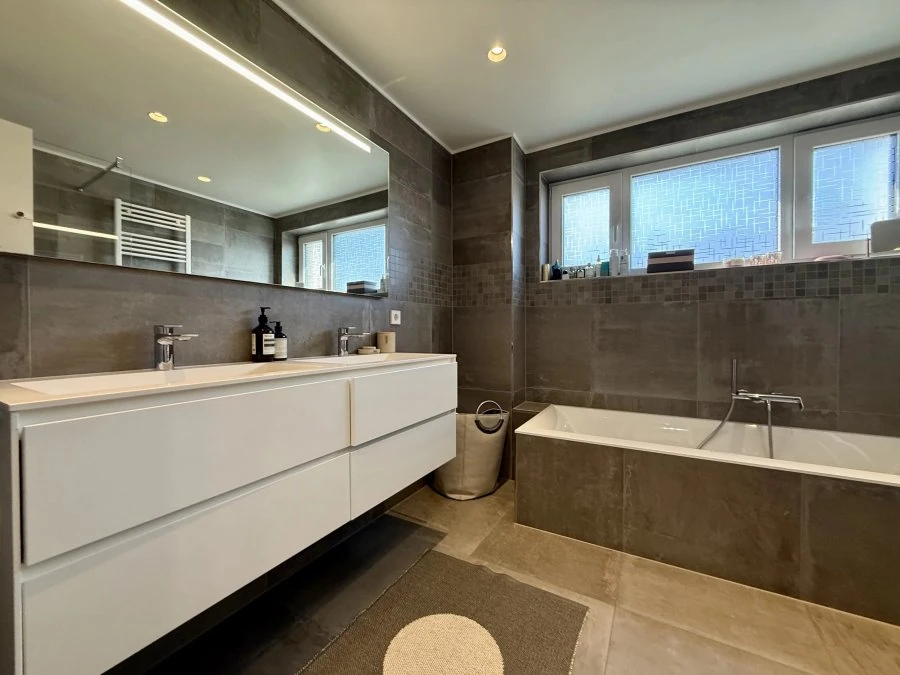 Квартира в Люксембурге, Люксембург, 93 м² - фото 4