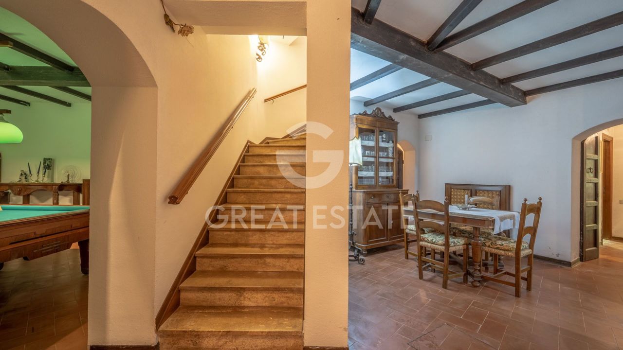 Вилла в Сиене, Италия, 433 м² - фото 12