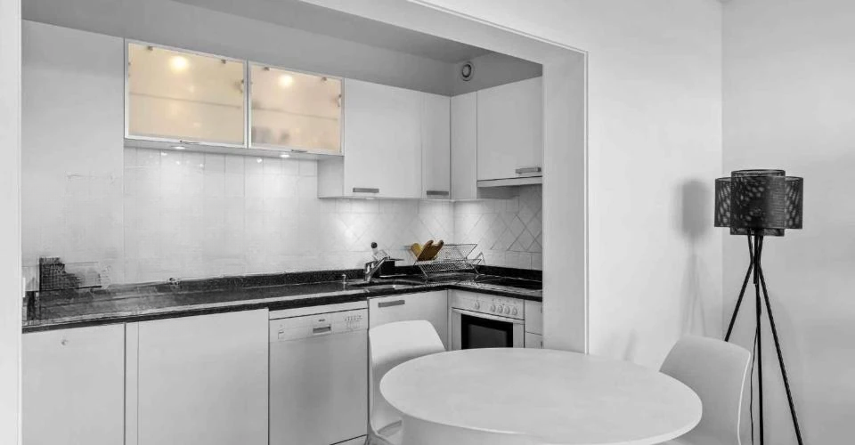 Квартира в Женеве, Швейцария, 77 м² - фото 6