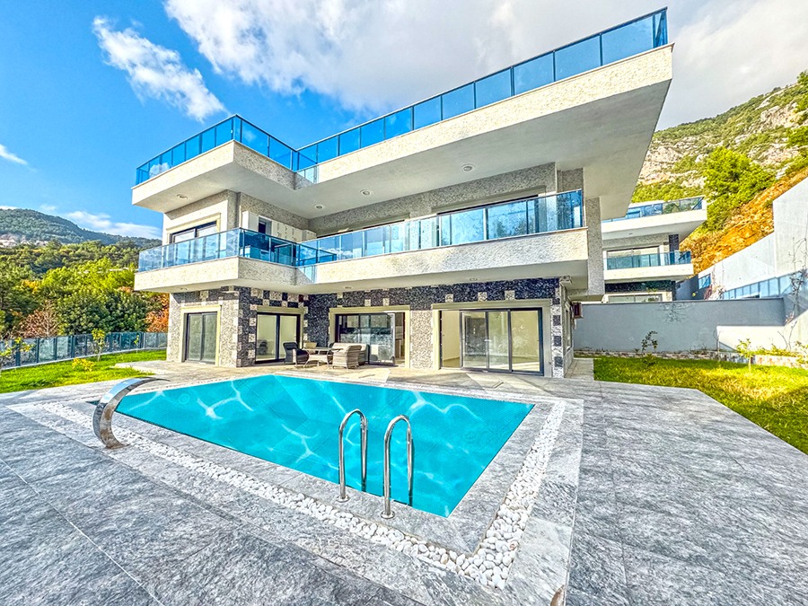 Вилла в Алании, Турция, 450 м² - фото 1