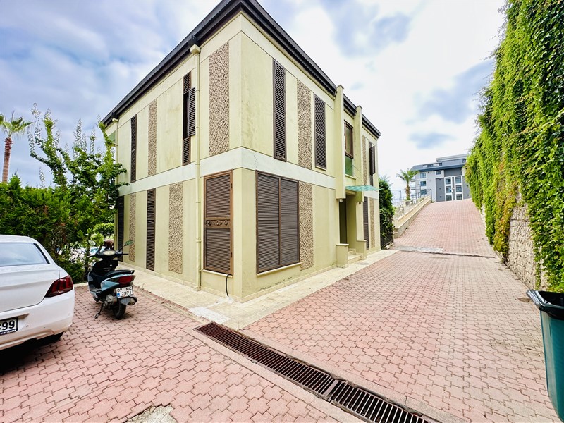 Вилла в Алании, Турция, 245 м² - фото 2