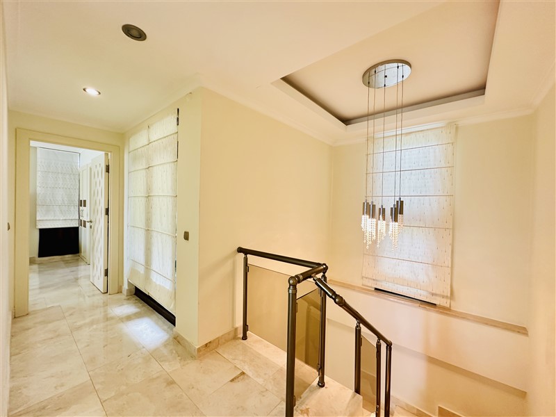 Вилла в Алании, Турция, 245 м² - фото 8