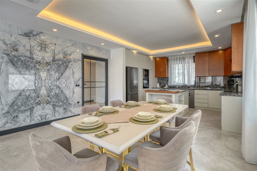 Вилла в Алании, Турция, 350 м² - фото 9