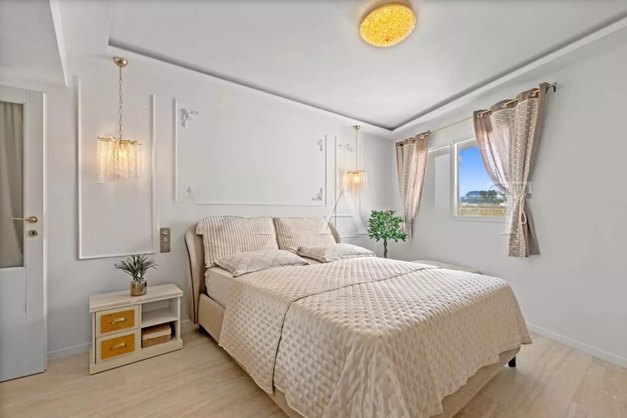 Квартира в Каннах, Франция, 95 м² - фото 7