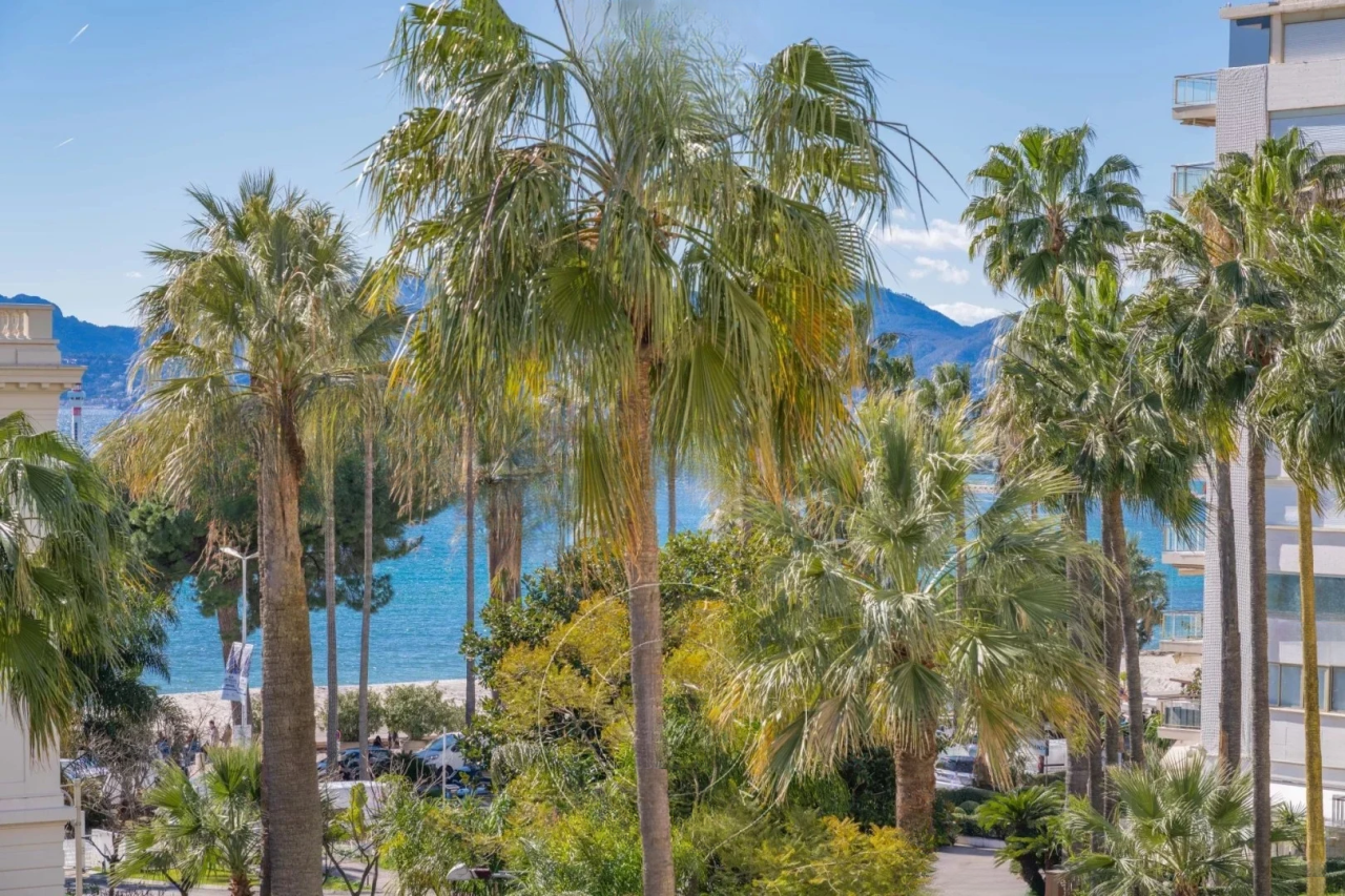 Квартира в Каннах, Франция, 145 м² - фото 14