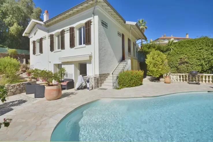 Квартира в Каннах, Франция, 155 м² - фото 1