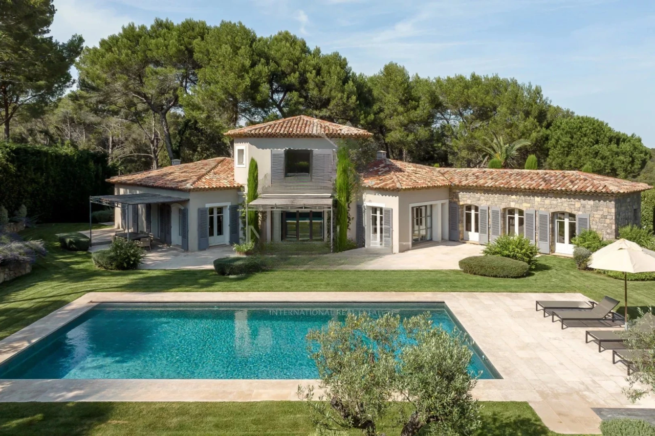 Квартира в Каннах, Франция, 425 м² - фото 1