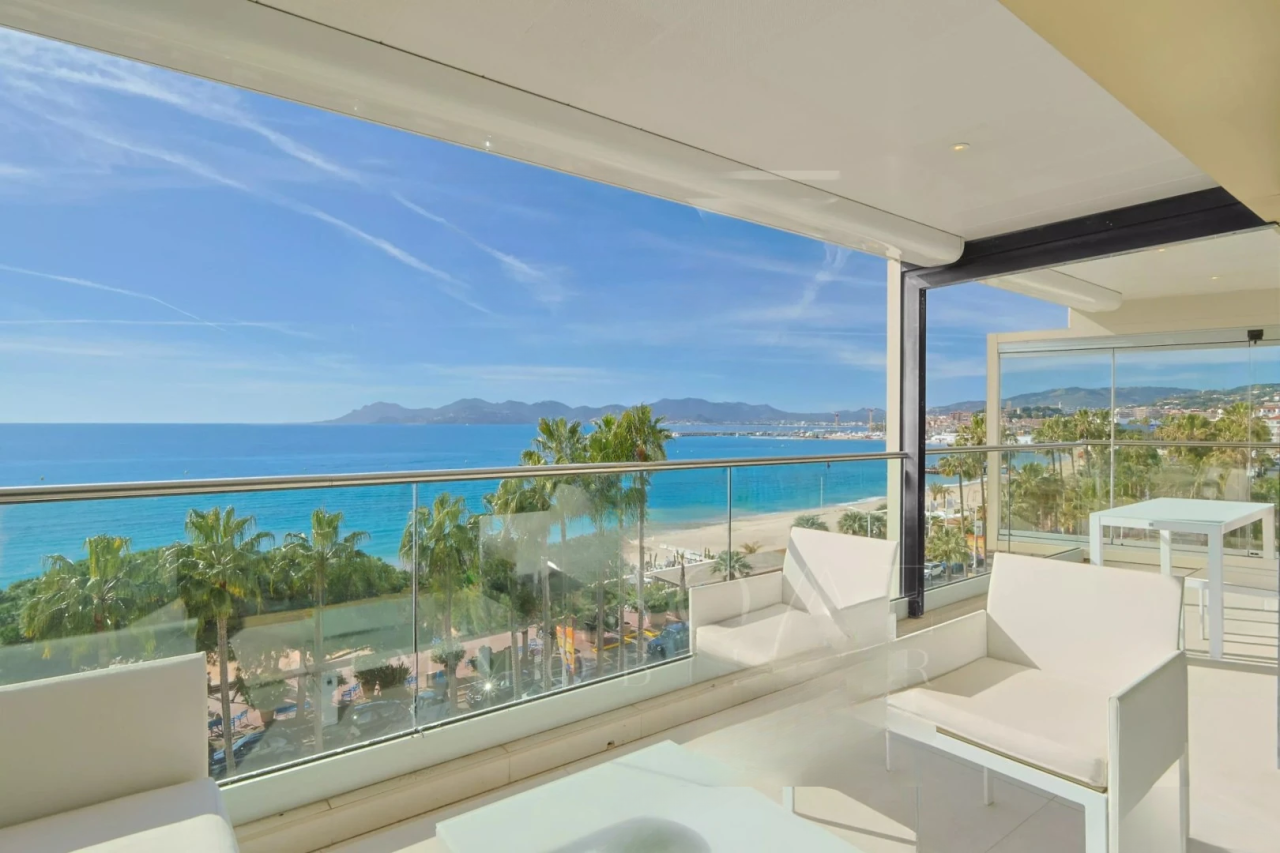 Квартира в Каннах, Франция, 130 м² - фото 1