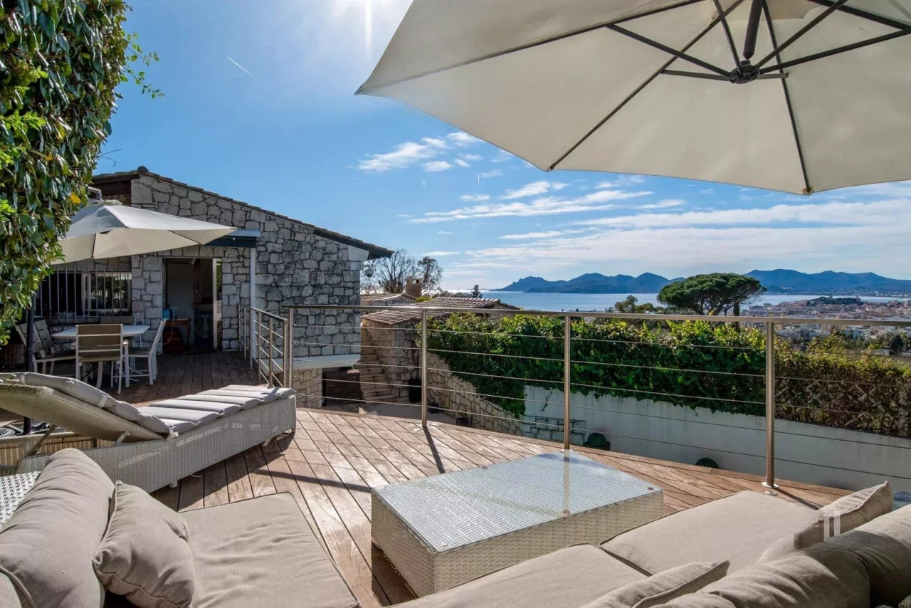 Квартира в Каннах, Франция, 133 м² - фото 1