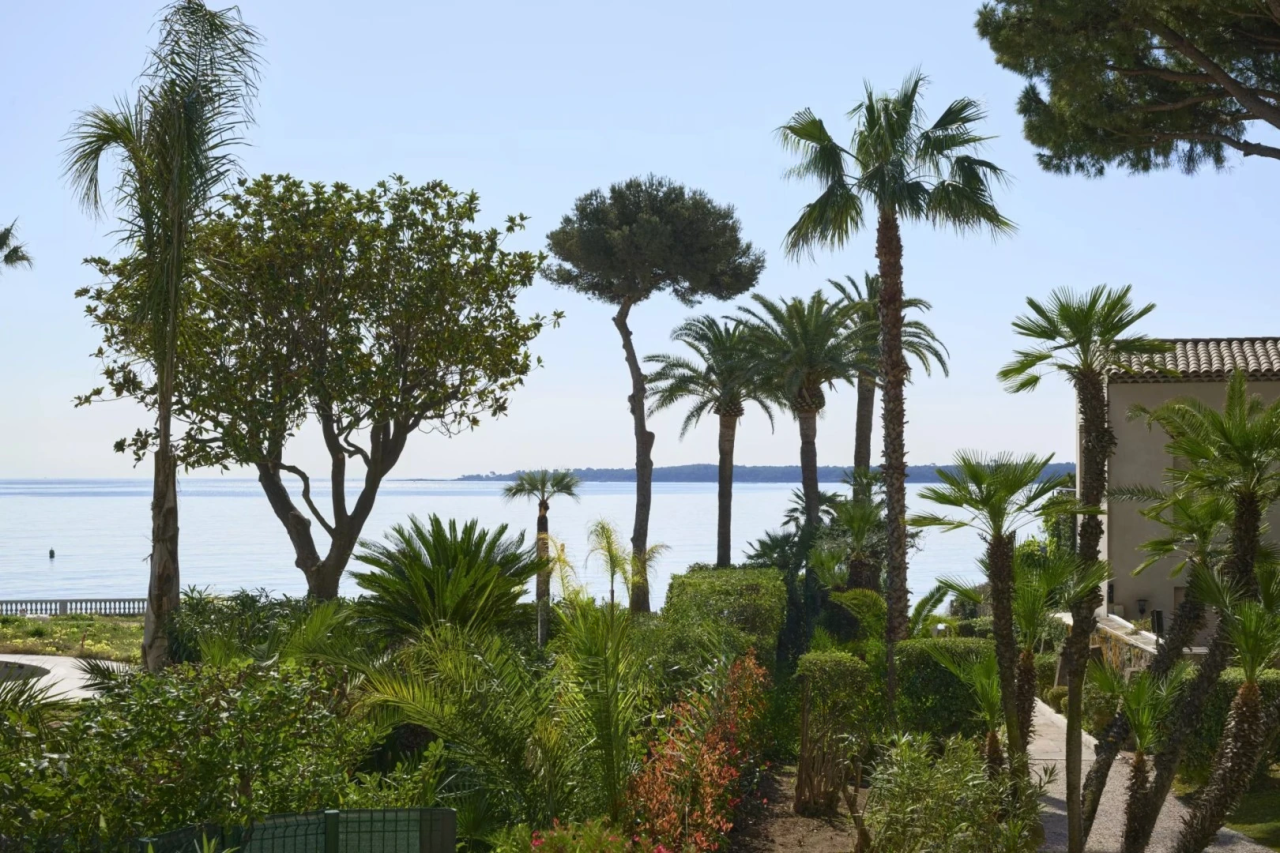 Квартира в Каннах, Франция, 105 м² - фото 2