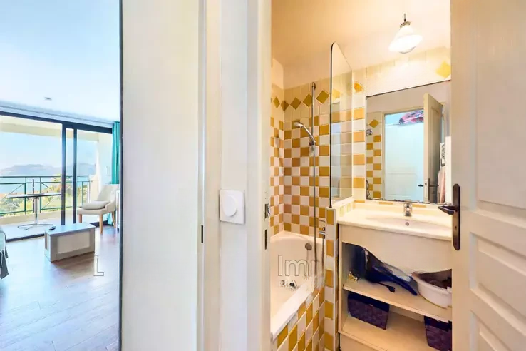 Квартира в Каннах, Франция, 27 м² - фото 2