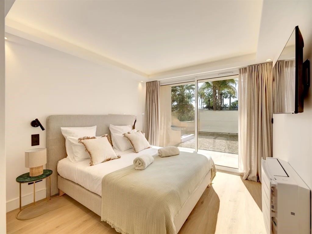 Квартира в Каннах, Франция, 248 м² - фото 11
