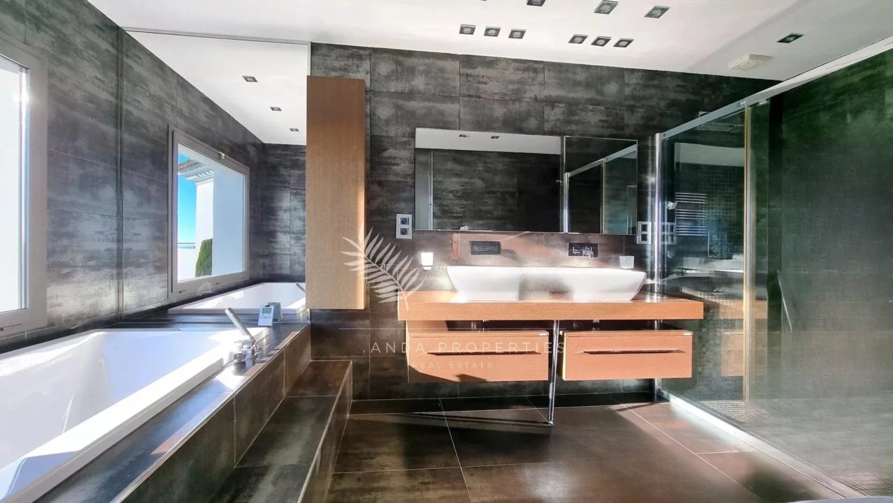 Квартира в Каннах, Франция, 350 м² - фото 15