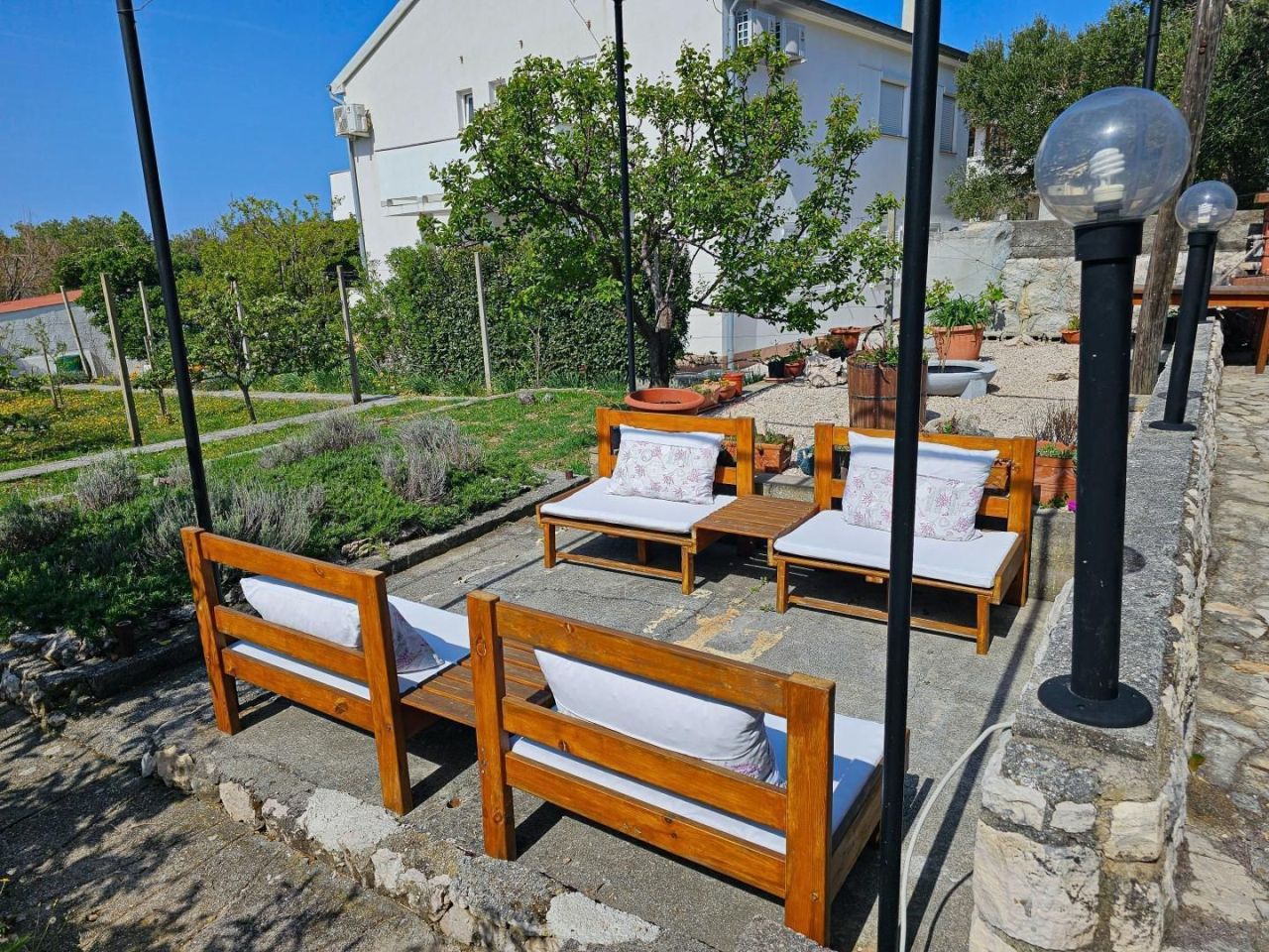 Отель, гостиница Barbat na Rabu, Хорватия, 763 м² - фото 4