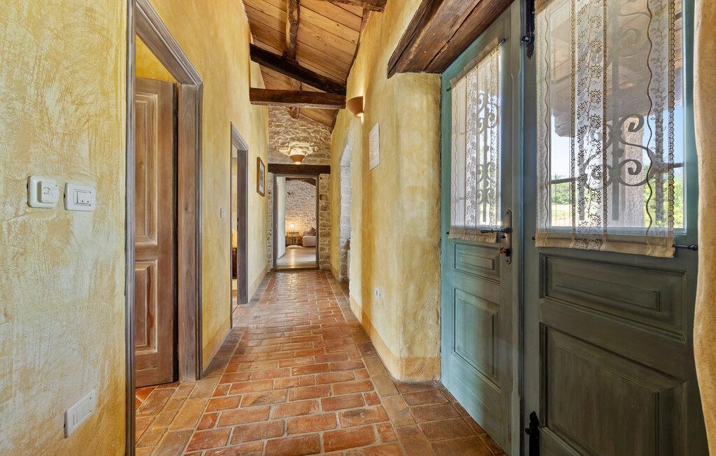 Вилла Pazin, Хорватия, 300 м² - фото 17