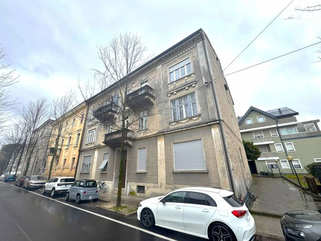 Квартира в Гориции, Италия, 136 м² - фото 1
