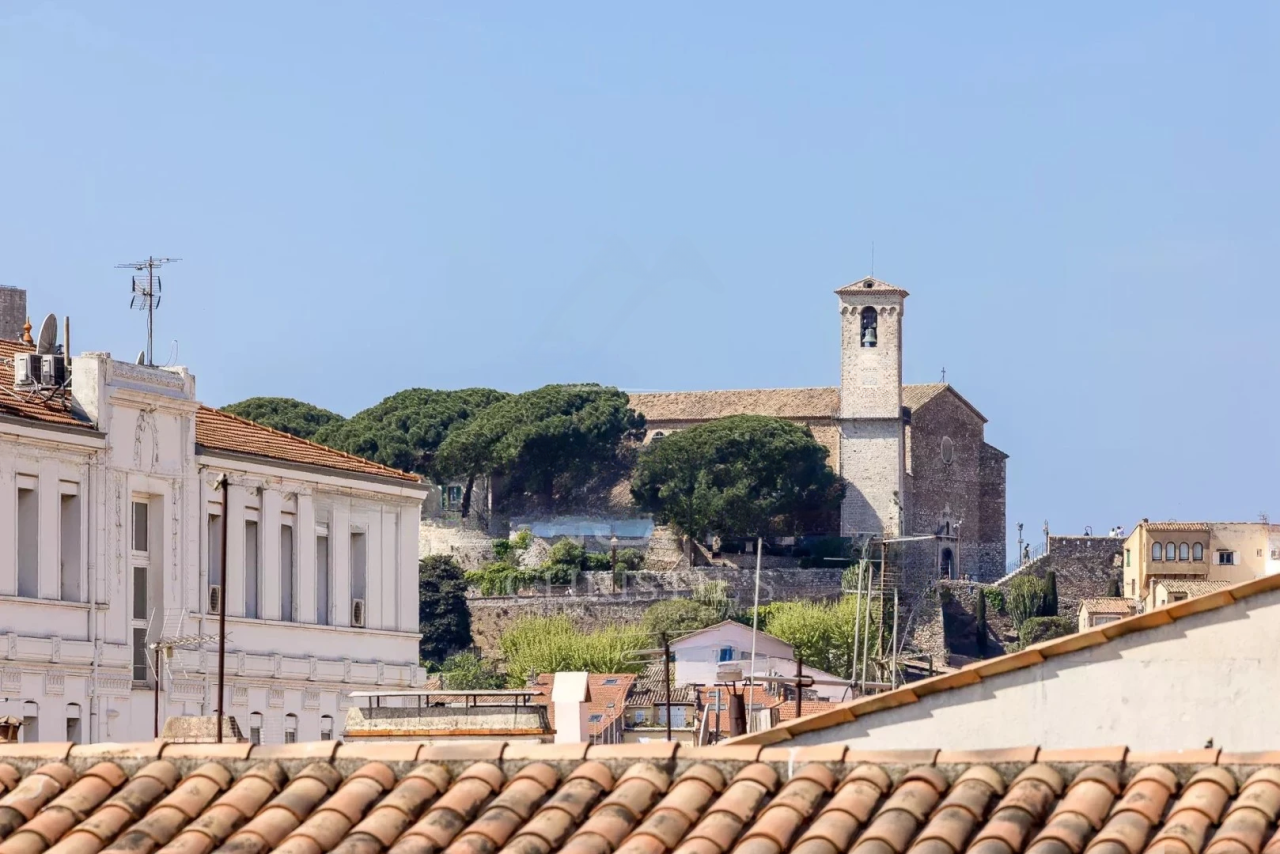 Квартира в Каннах, Франция, 127 м² - фото 1