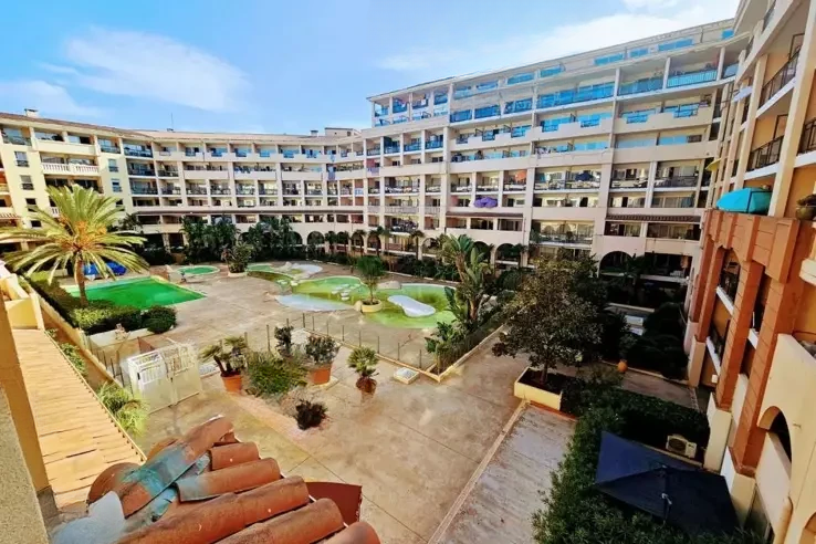 Квартира в Каннах, Франция, 28 м² - фото 1