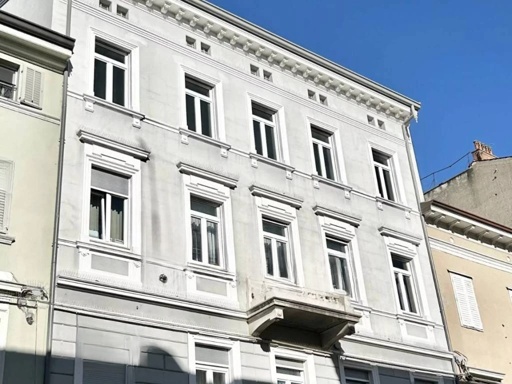 Квартира в Гориции, Италия, 250 м² - фото 1