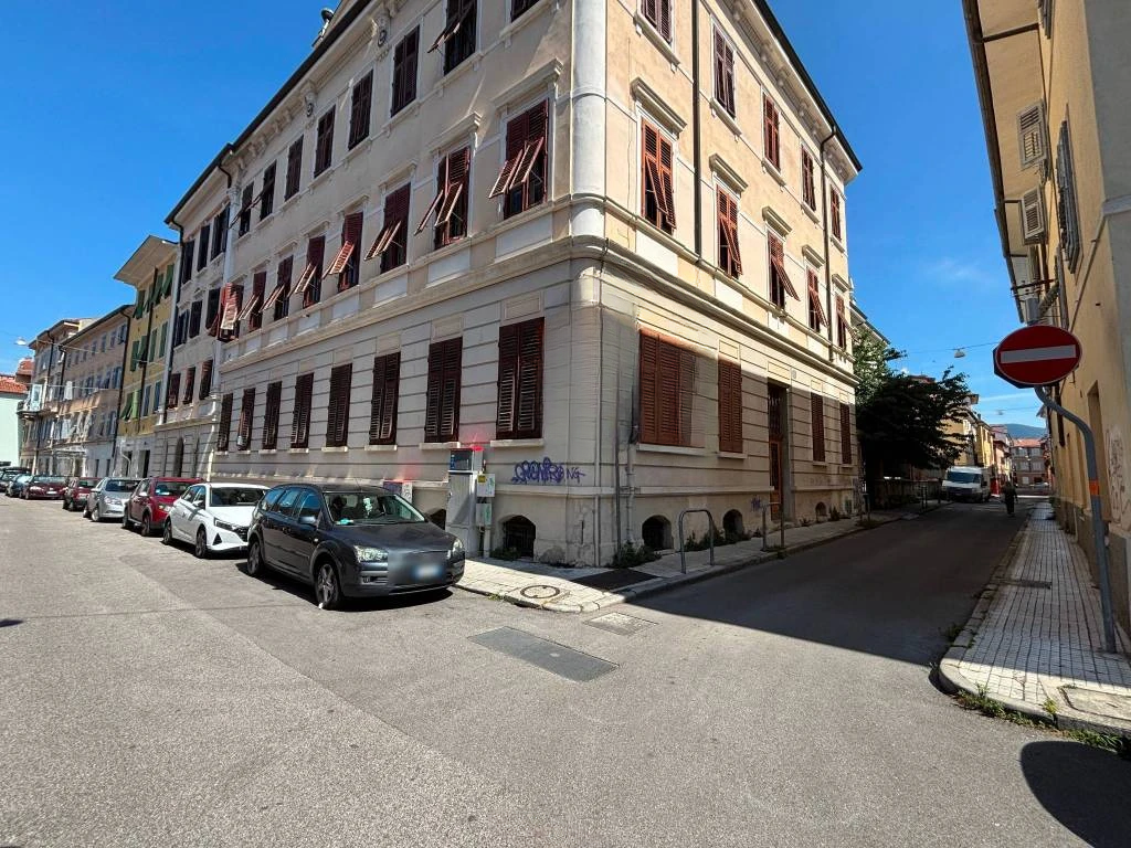 Квартира в Гориции, Италия, 265 м² - фото 1