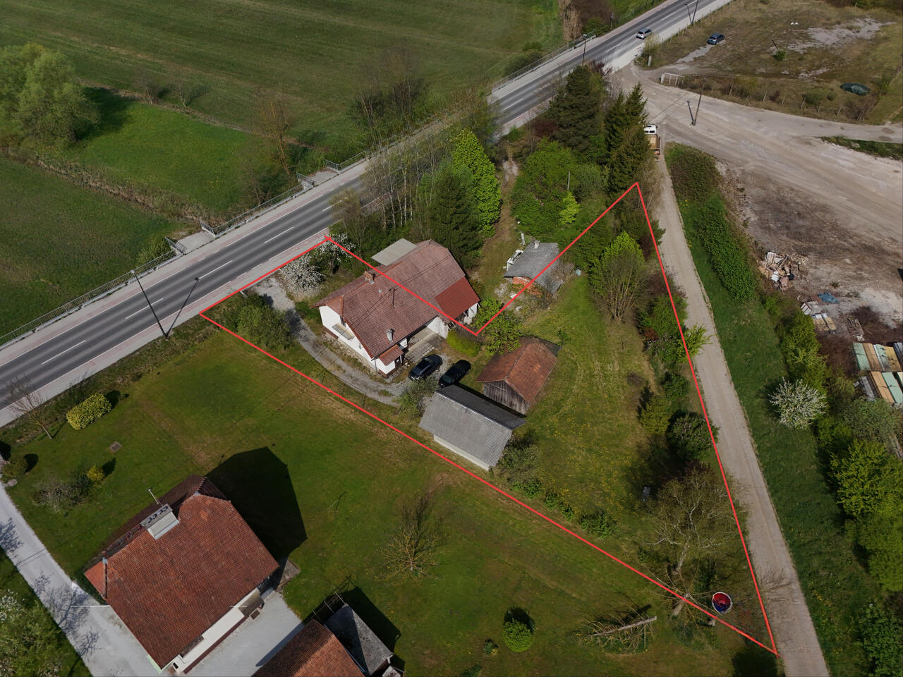 Земля в Любляне, Словения, 1 111 м² - фото 1