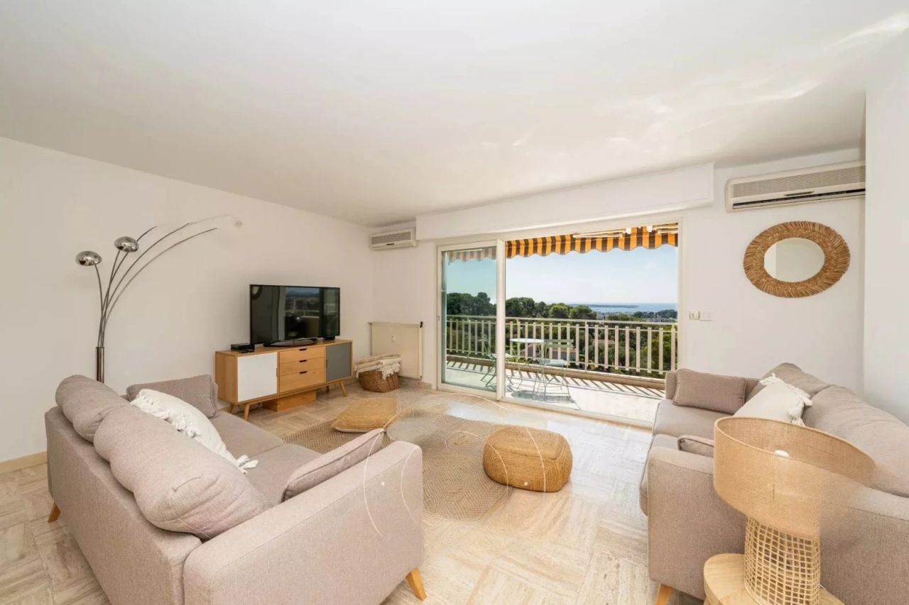 Квартира в Каннах, Франция, 90 м² - фото 2