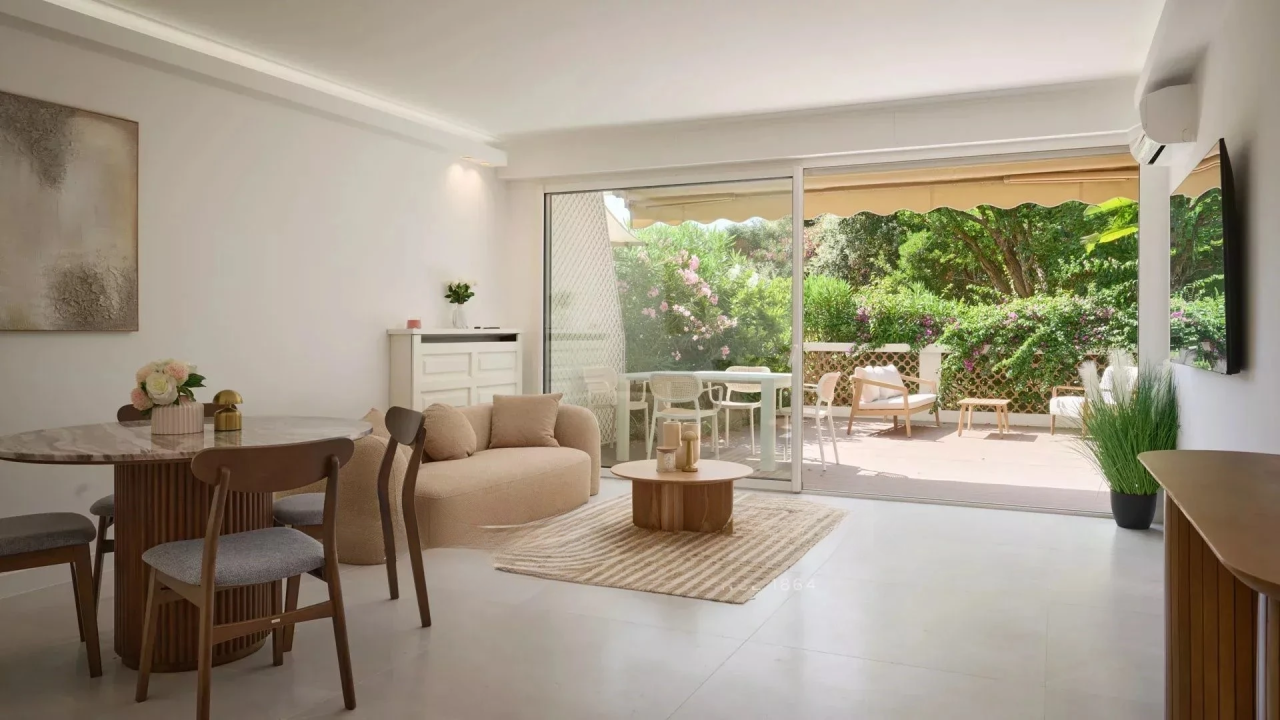 Квартира в Каннах, Франция, 105 м² - фото 2