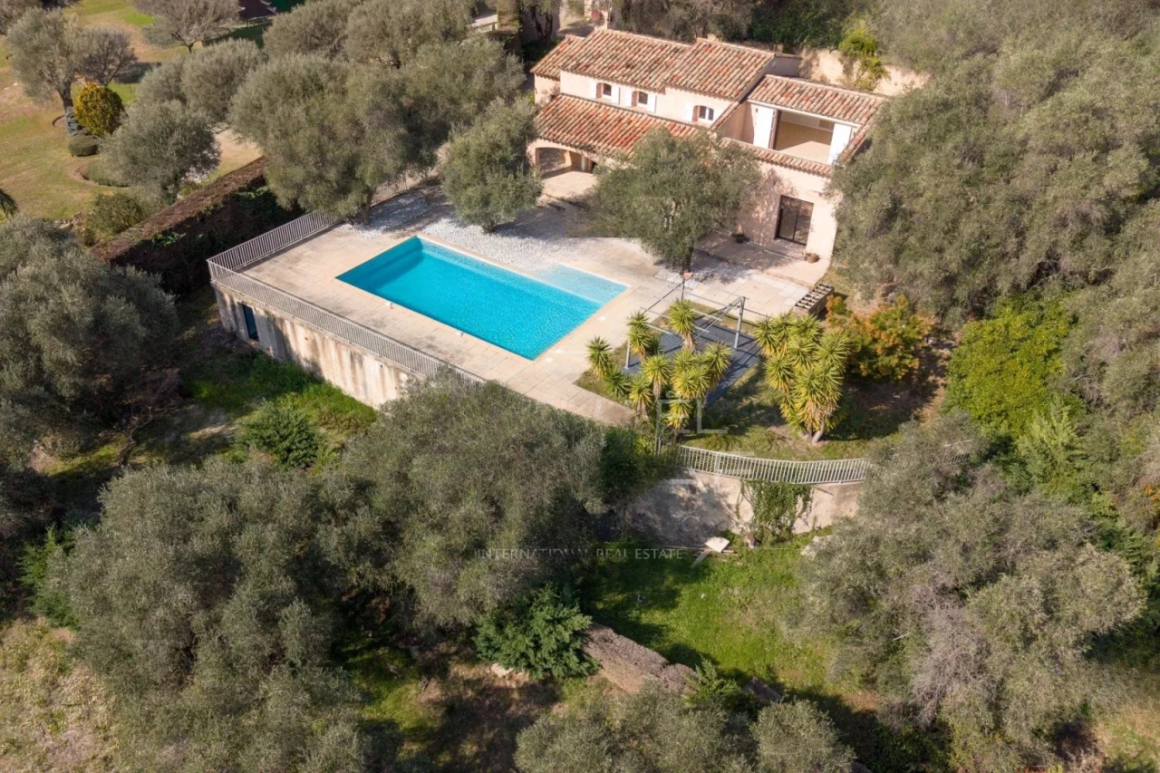 Квартира в Каннах, Франция, 220 м² - фото 3