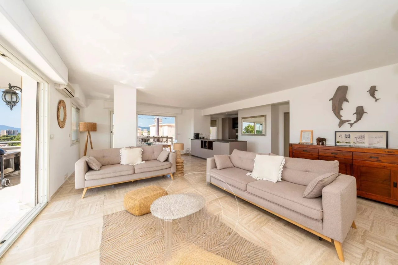 Квартира в Каннах, Франция, 90 м² - фото 3