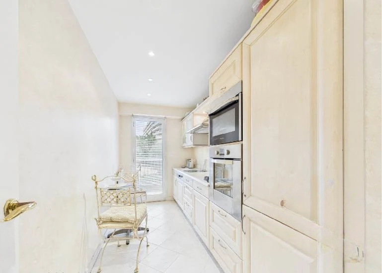 Квартира в Каннах, Франция, 73 м² - фото 3