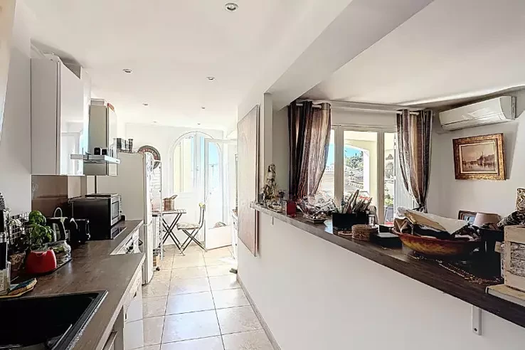 Квартира в Каннах, Франция, 87 м² - фото 2