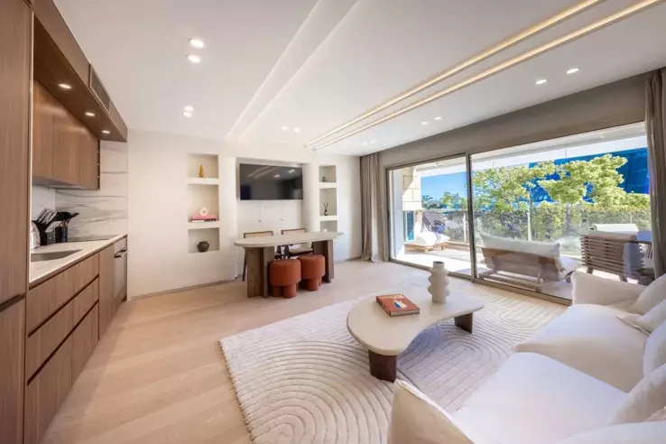 Квартира в Каннах, Франция, 58 м² - фото 2