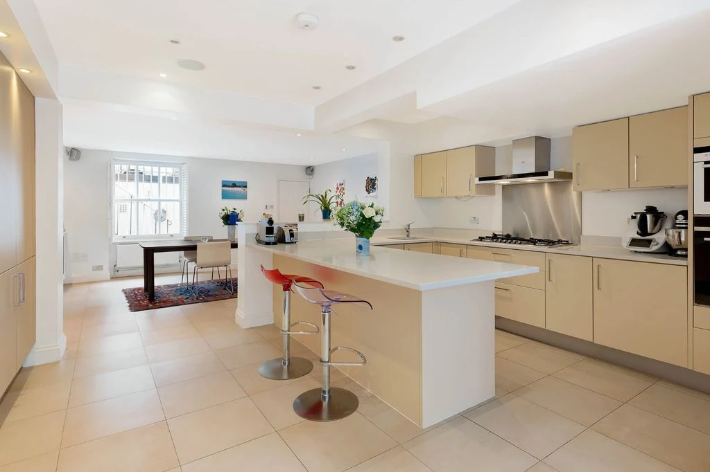Квартира в Лондоне, Великобритания, 241 м² - фото 11