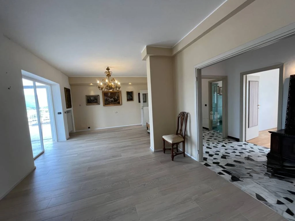 Квартира в Гориции, Италия, 170 м² - фото 12