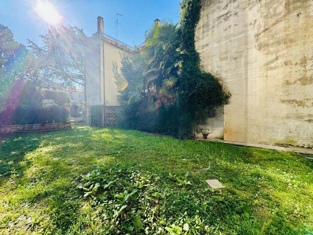 Квартира в Гориции, Италия, 141 м² - фото 16