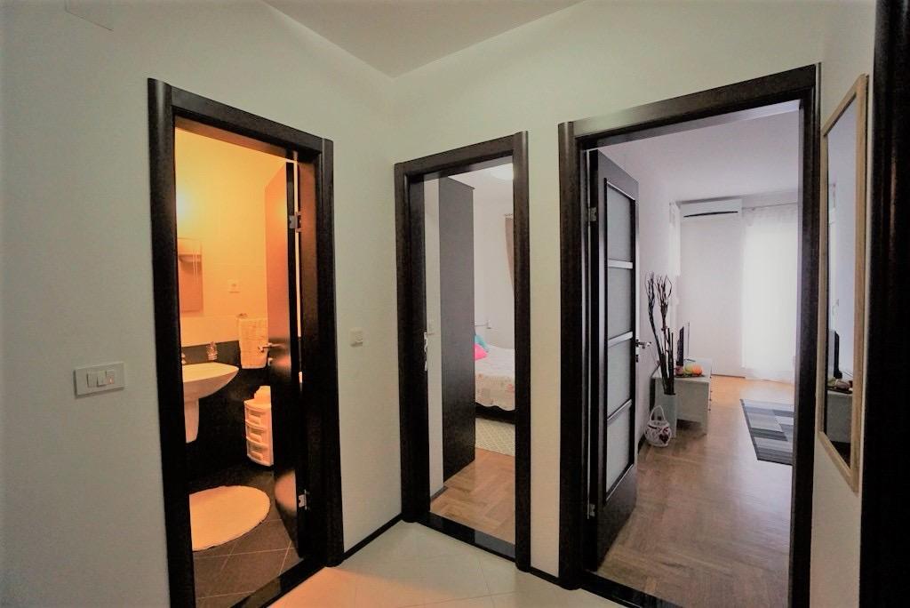 Квартира в Будве, Черногория, 42 м² - фото 14