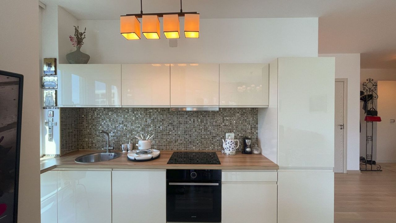 Квартира в Бечичи, Черногория, 84 м² - фото 15